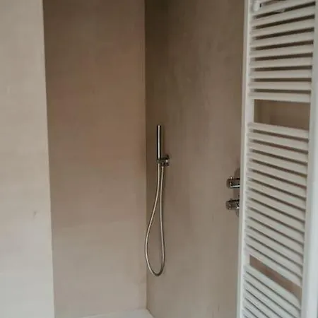 Tatil Evi 3-br Suburban Retreat